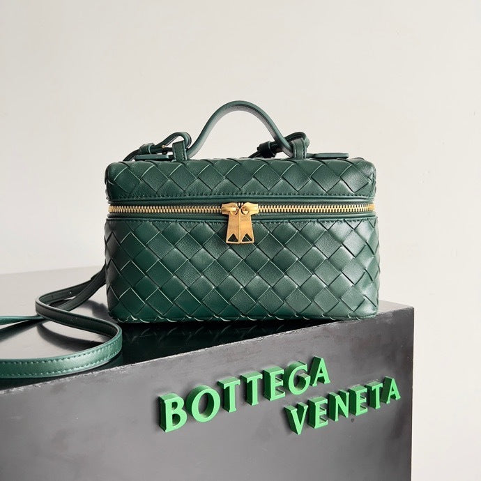 Bottega Veneta Mini Jodie Bag - Green