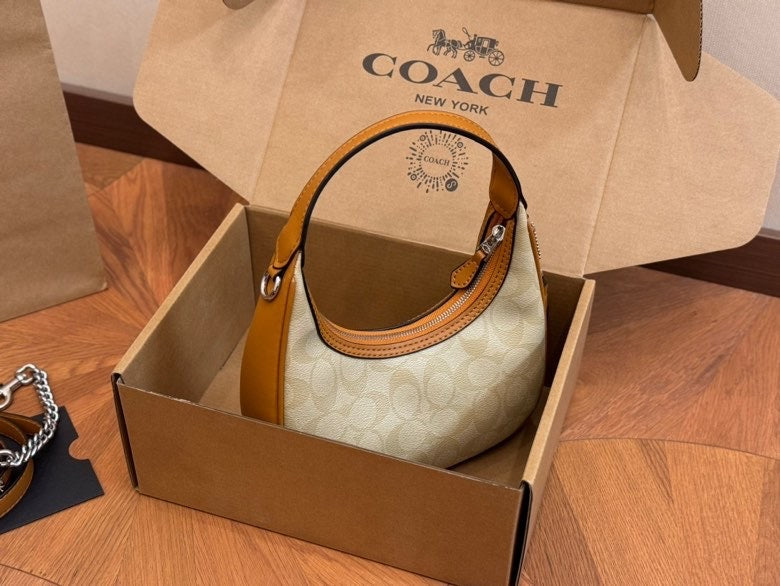 Coach Pillow Tabby Shoulder Bag